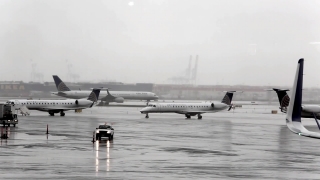 Background Video Clip, Airplane, Airport, Airliner, Jet, Aircraft